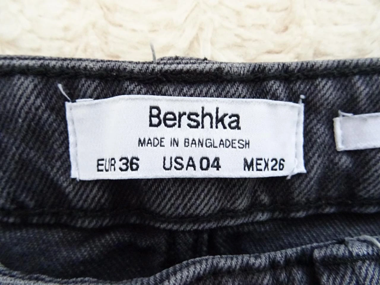 Jean de mezclilla oscuro Wide Leg Bershka talla 36 – photo 4